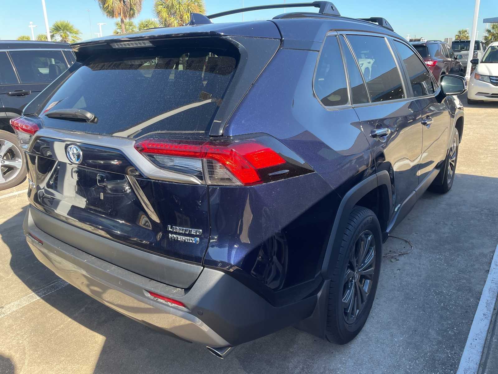 2024 Toyota RAV4 Hybrid Limited photo 3