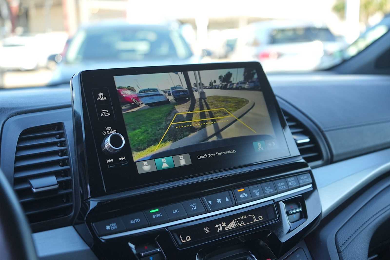 Thumbnail: 2025 Honda Odyssey - 21