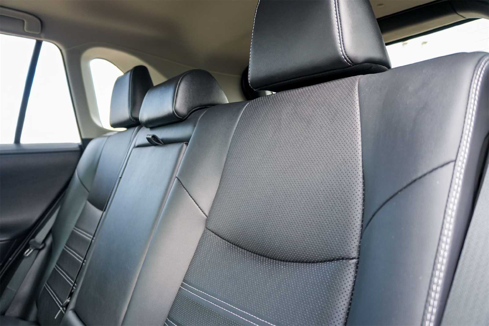 Thumbnail: 2021 Toyota RAV4 - 13