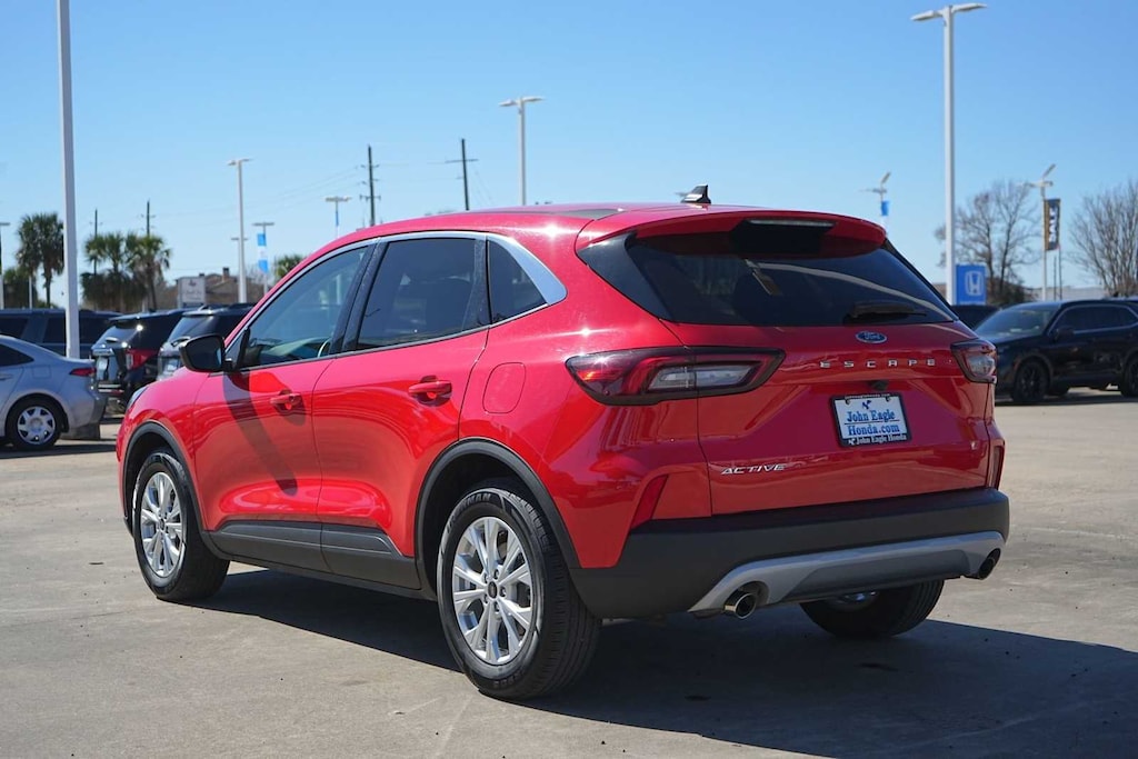 Used 2024 Ford Escape Active SUV