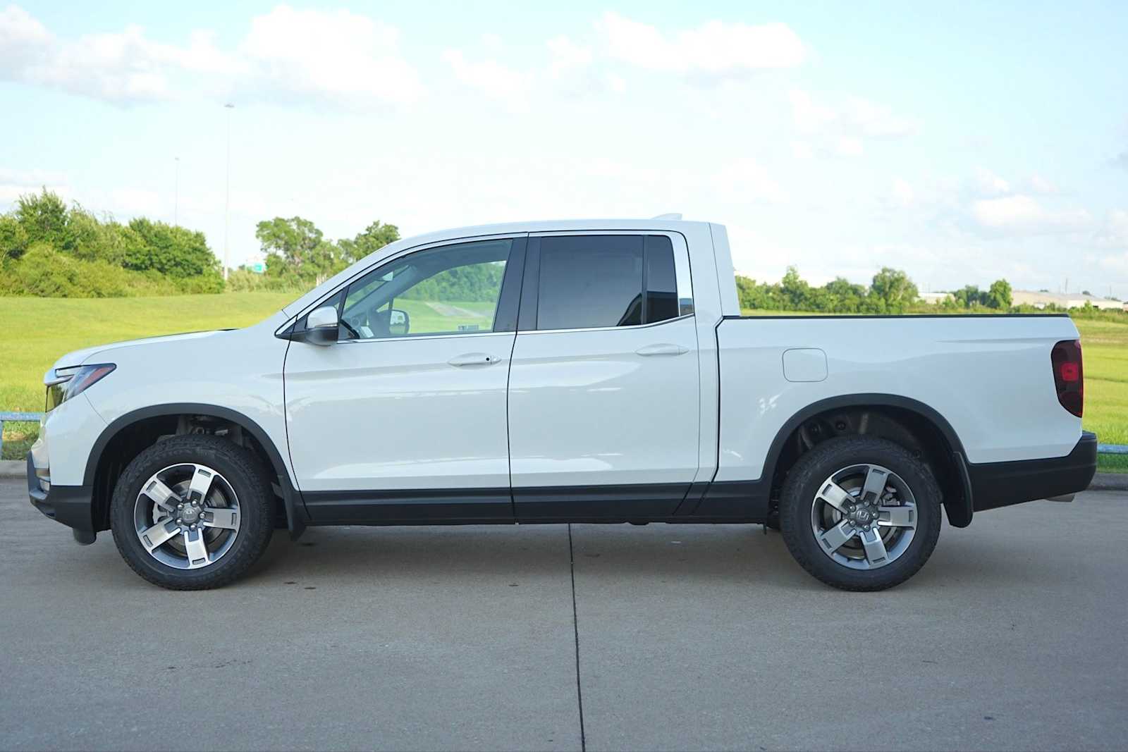 Thumbnail: 2026 Honda Ridgeline - 3