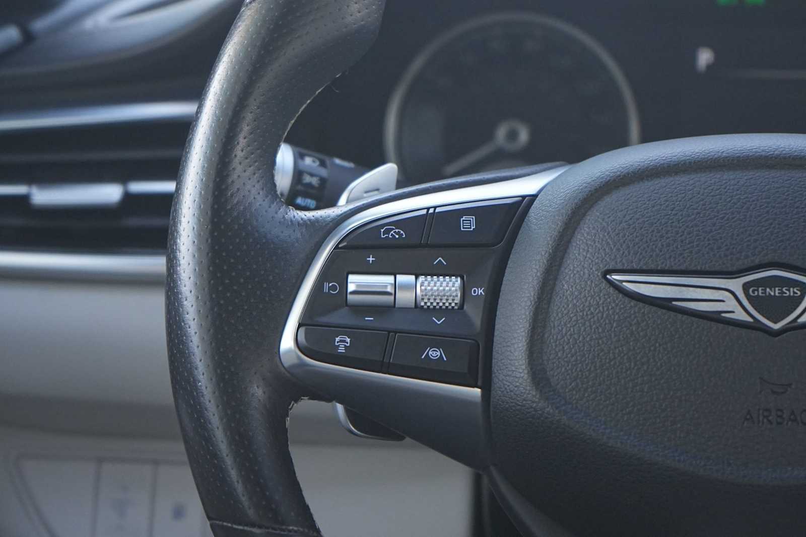 Thumbnail: 2024 Genesis G70 - 17