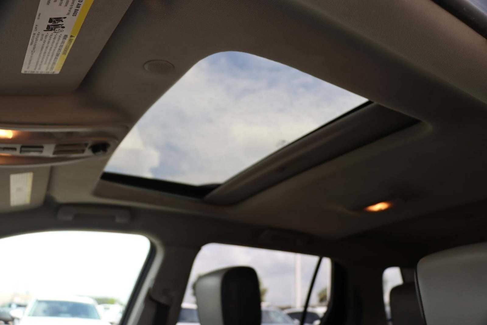 Thumbnail: 2010 GMC Terrain - 23