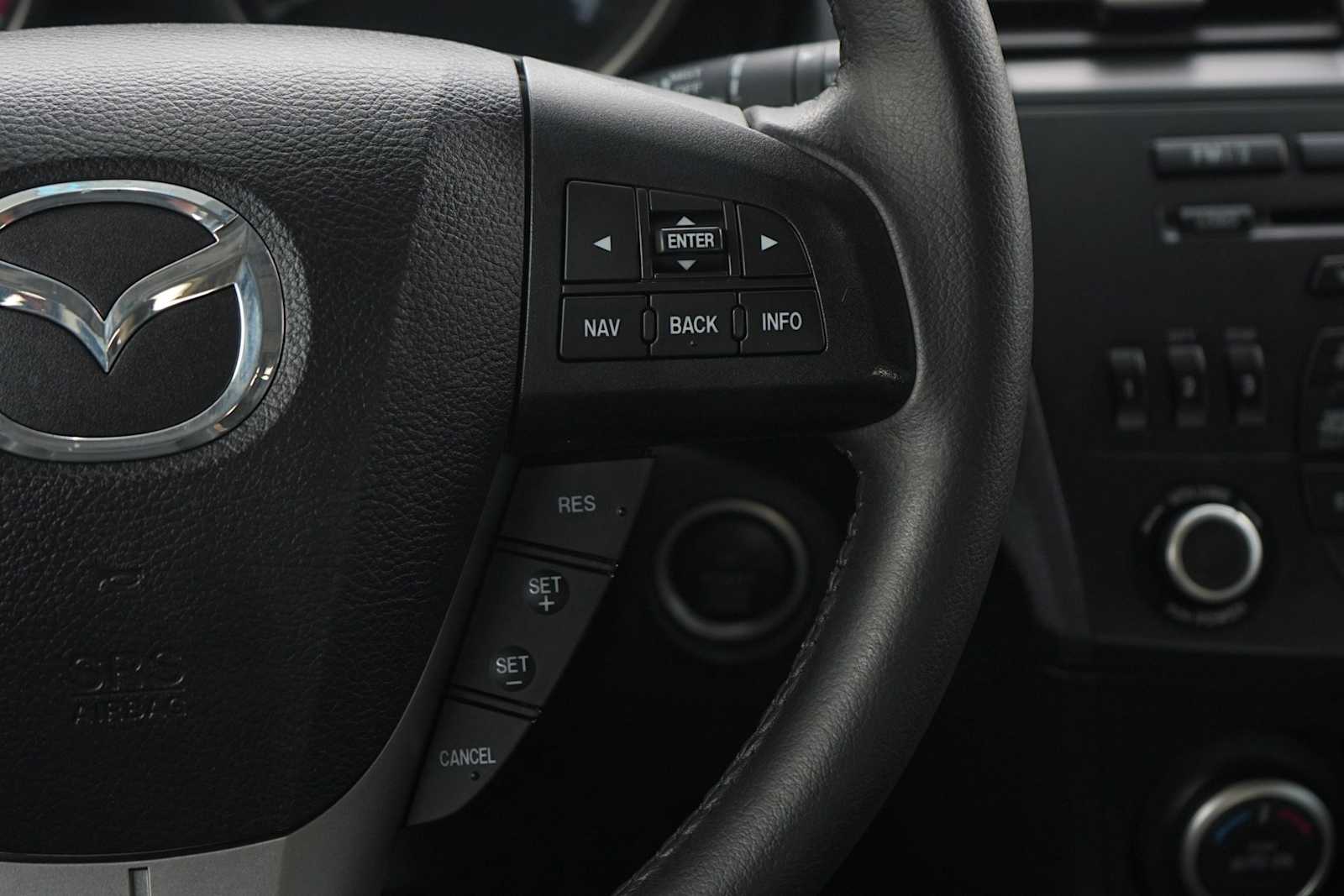 Thumbnail: 2012 Mazda Mazda3 - 18