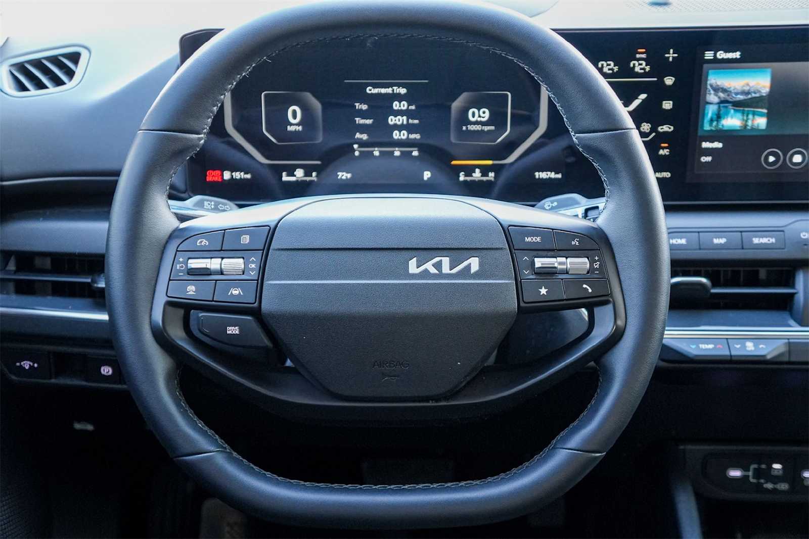 Thumbnail: 2025 Kia K4 - 15