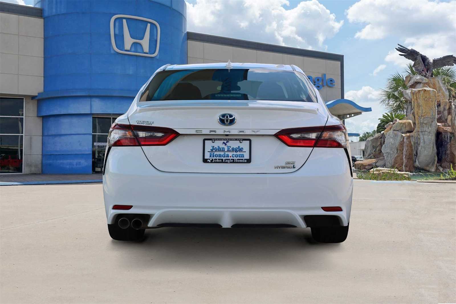 Thumbnail: 2022 Toyota Camry - 5