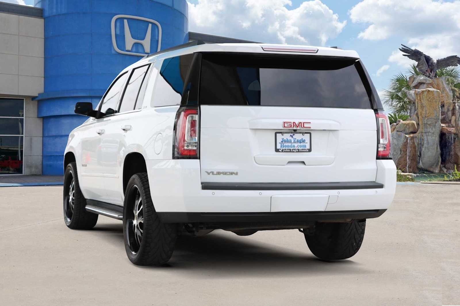 Thumbnail: 2018 GMC Yukon - 4