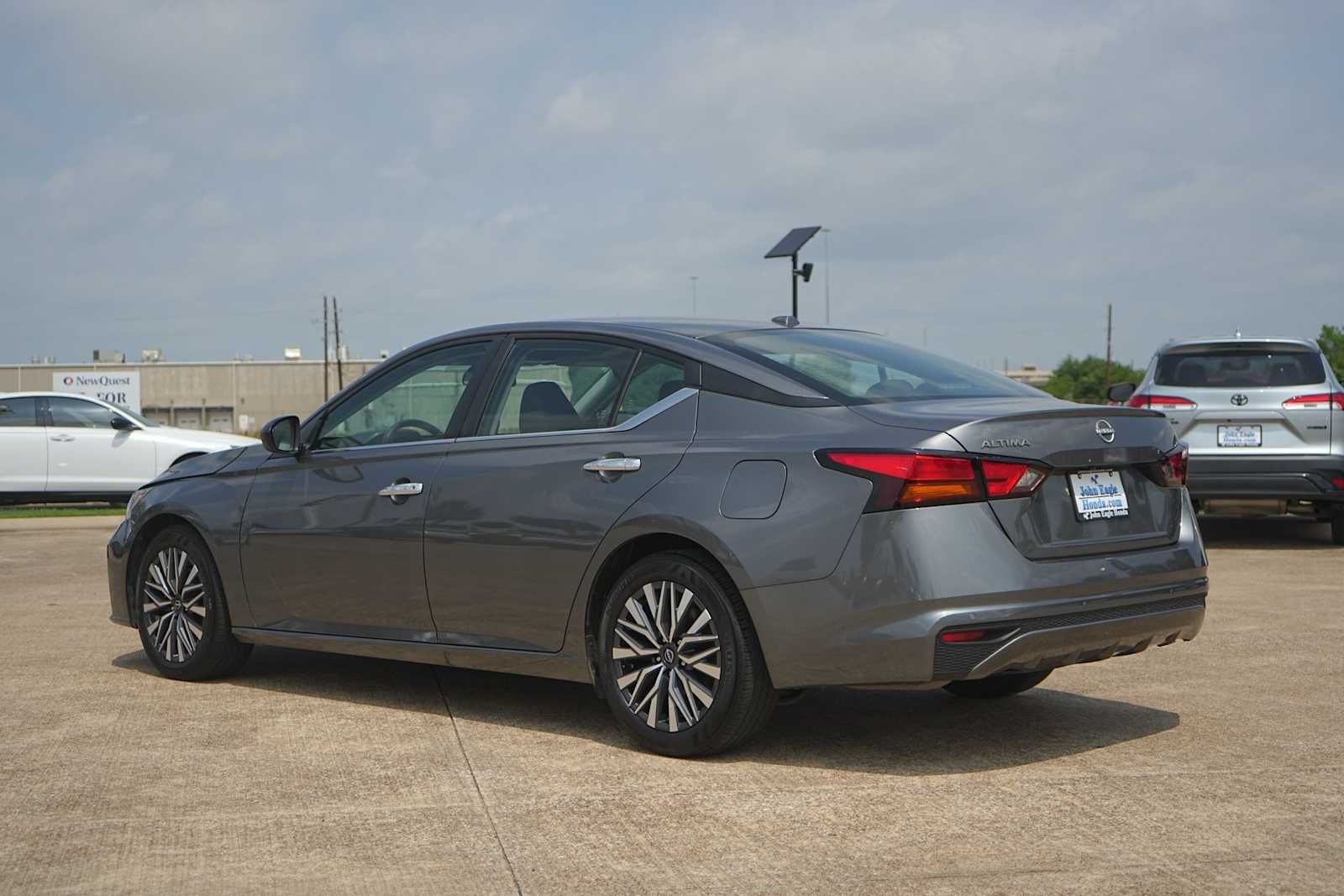 Thumbnail: 2025 Nissan Altima - 4