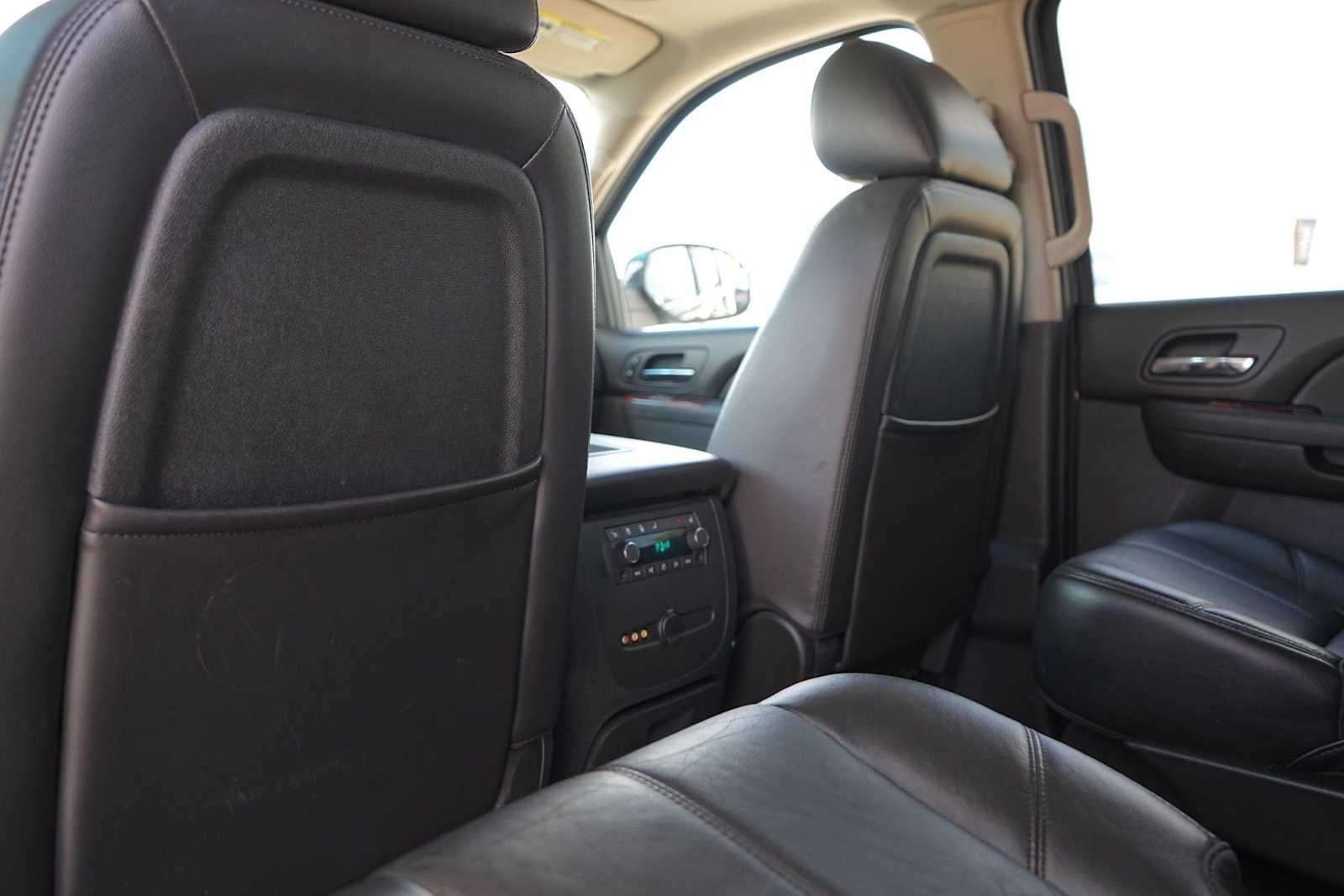 Thumbnail: 2011 Chevrolet Tahoe - 13