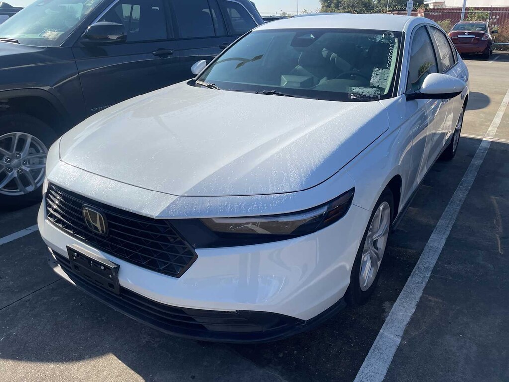 Used 2025 Honda Accord LX Sedan