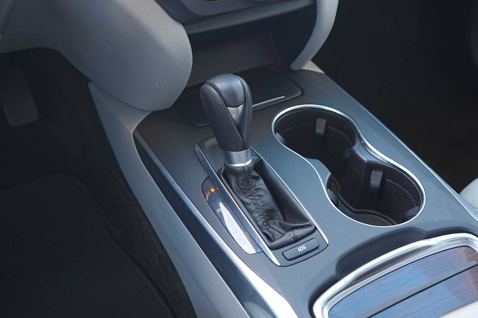 Thumbnail: 2015 Acura MDX - 20