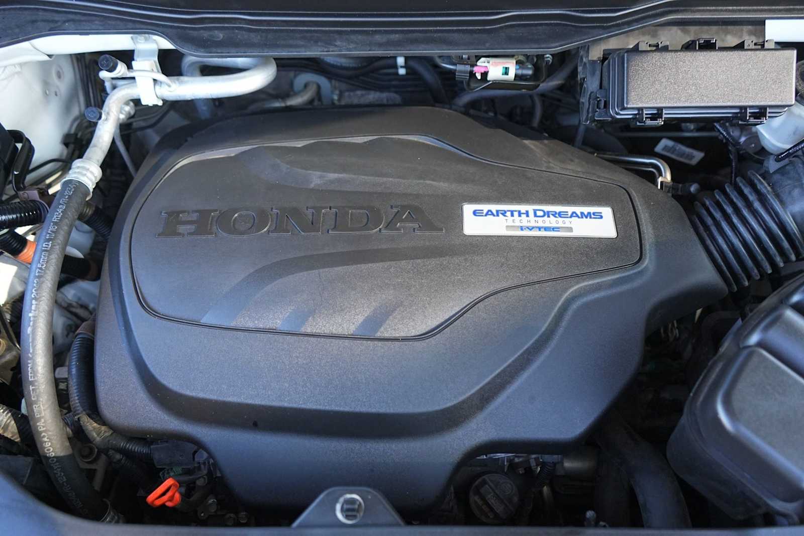 Thumbnail: 2016 Honda Pilot - 9