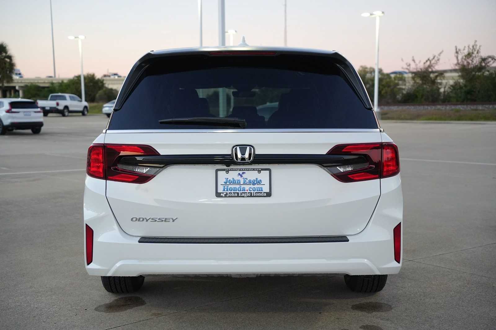 Thumbnail: 2026 Honda Odyssey - 5