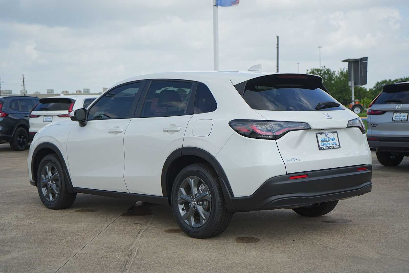 Thumbnail: 2026 Honda HR-V - 4