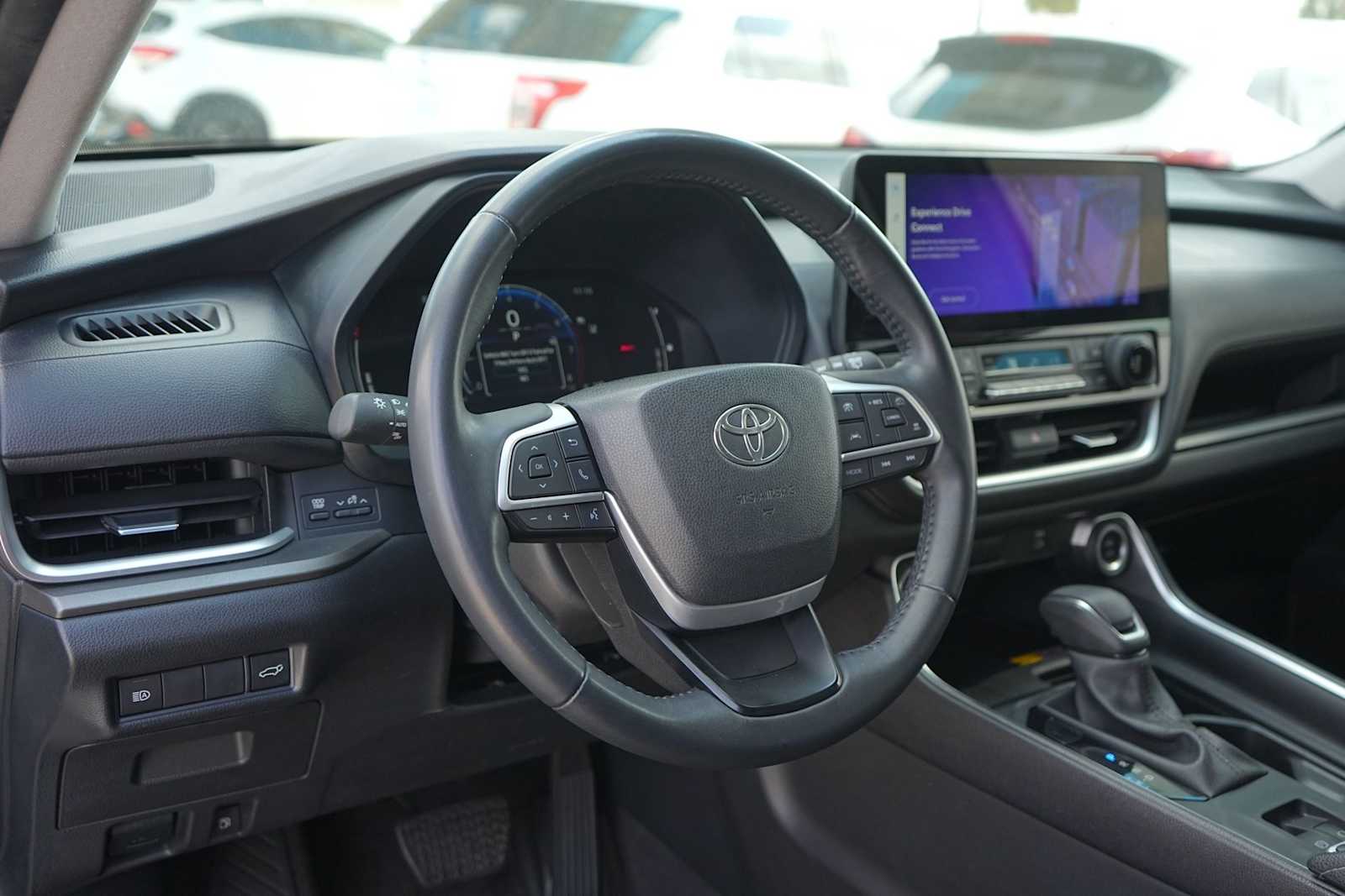 Thumbnail: 2024 Toyota Grand Highlander - 2