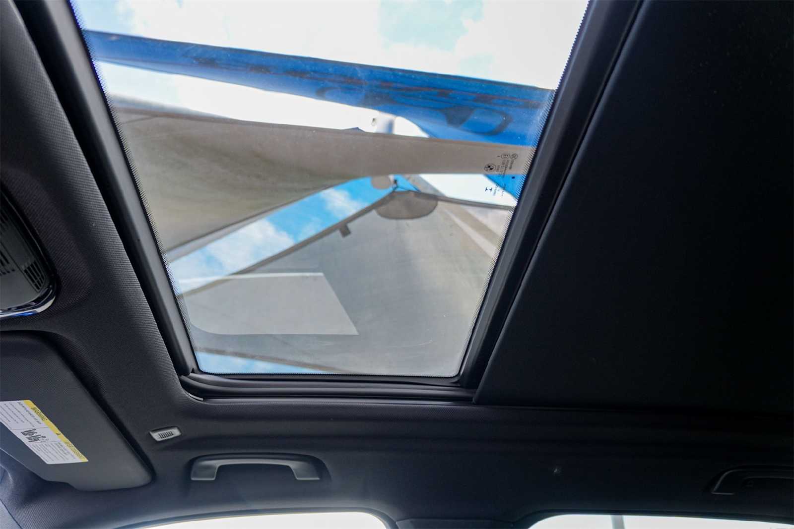 Thumbnail: 2022 BMW X5 - 23