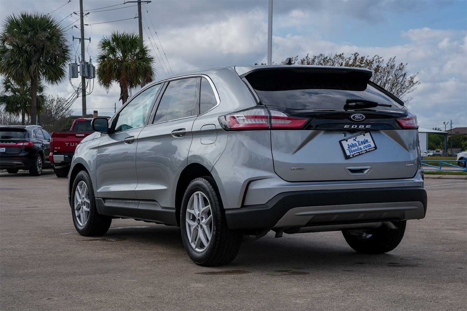 Thumbnail: 2022 Ford Edge - 4