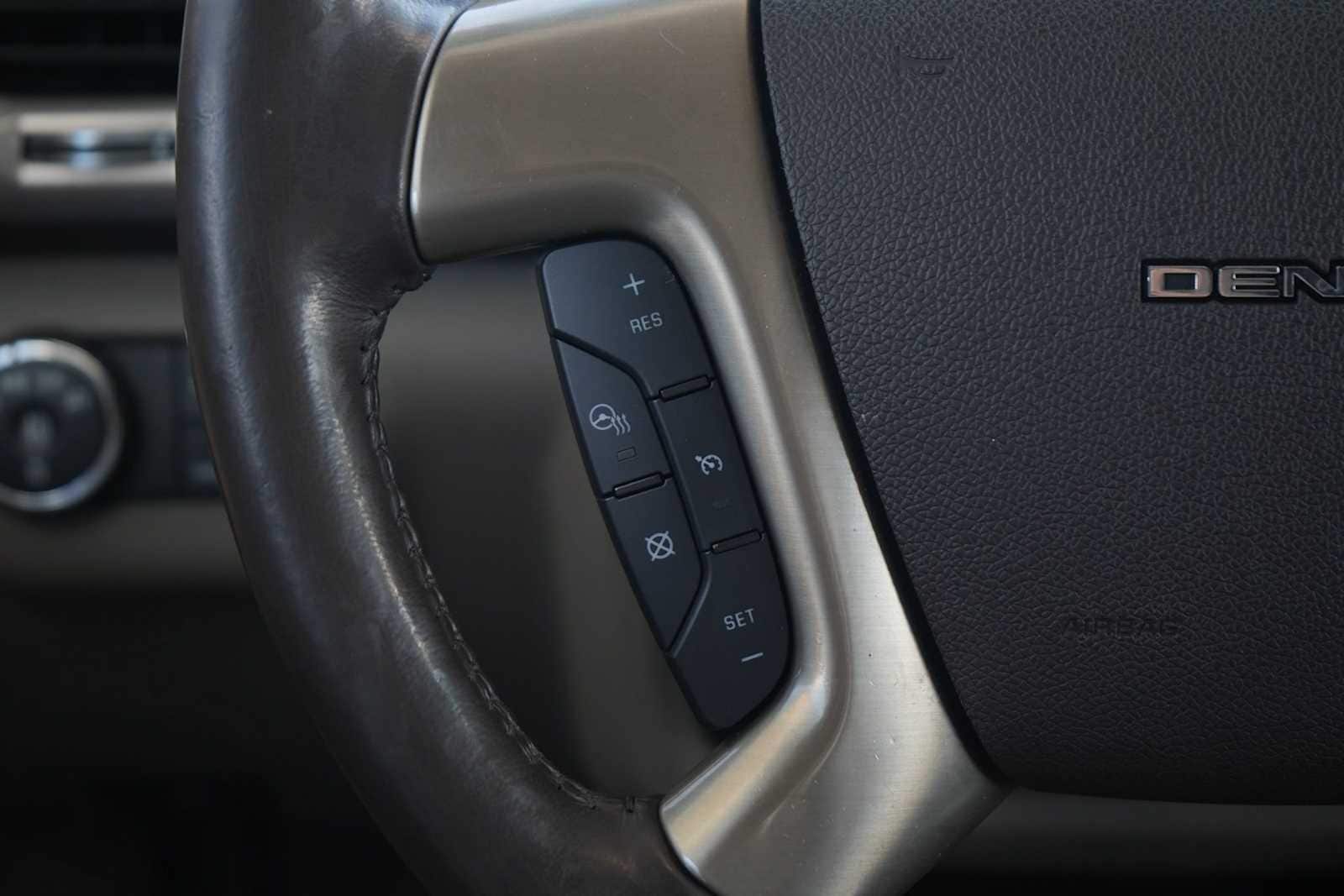 Thumbnail: 2015 GMC Acadia - 20