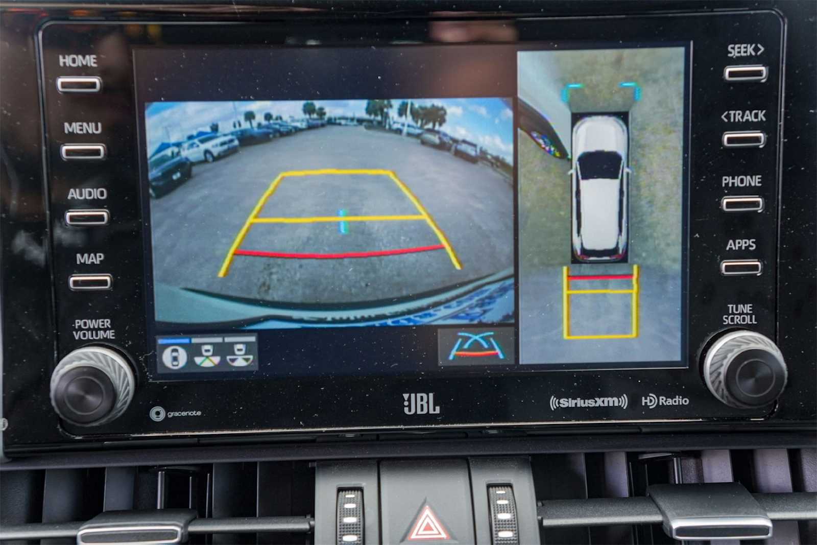 Thumbnail: 2021 Toyota RAV4 - 24