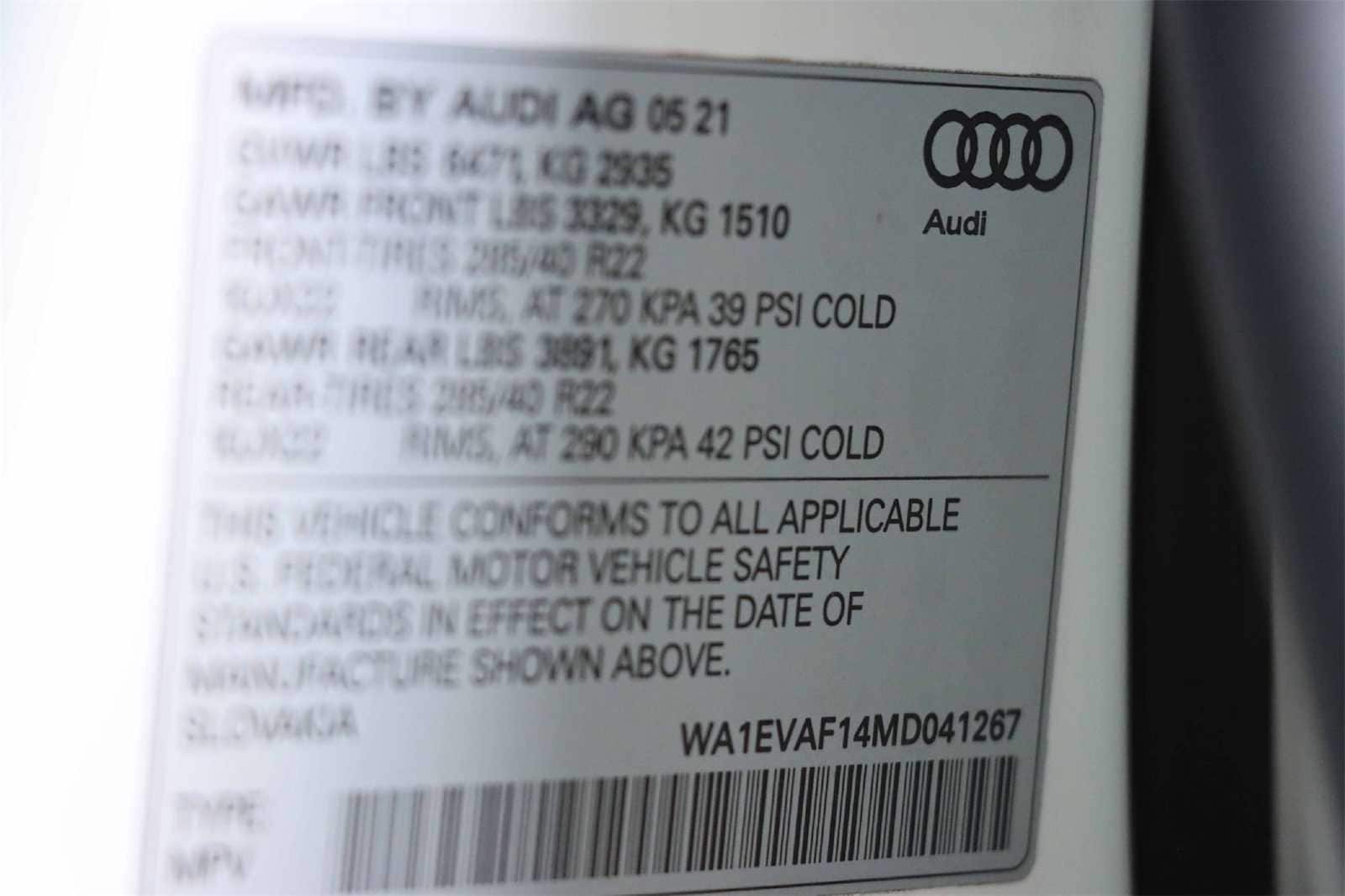 Thumbnail: 2021 Audi Q8 - 28