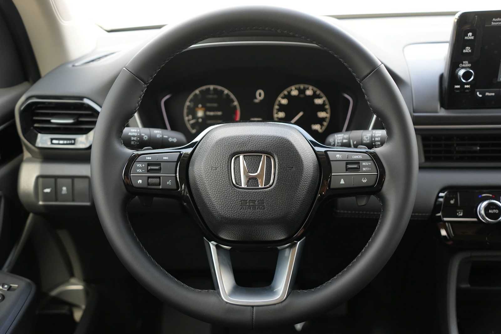 Thumbnail: 2025 Honda Pilot - 14