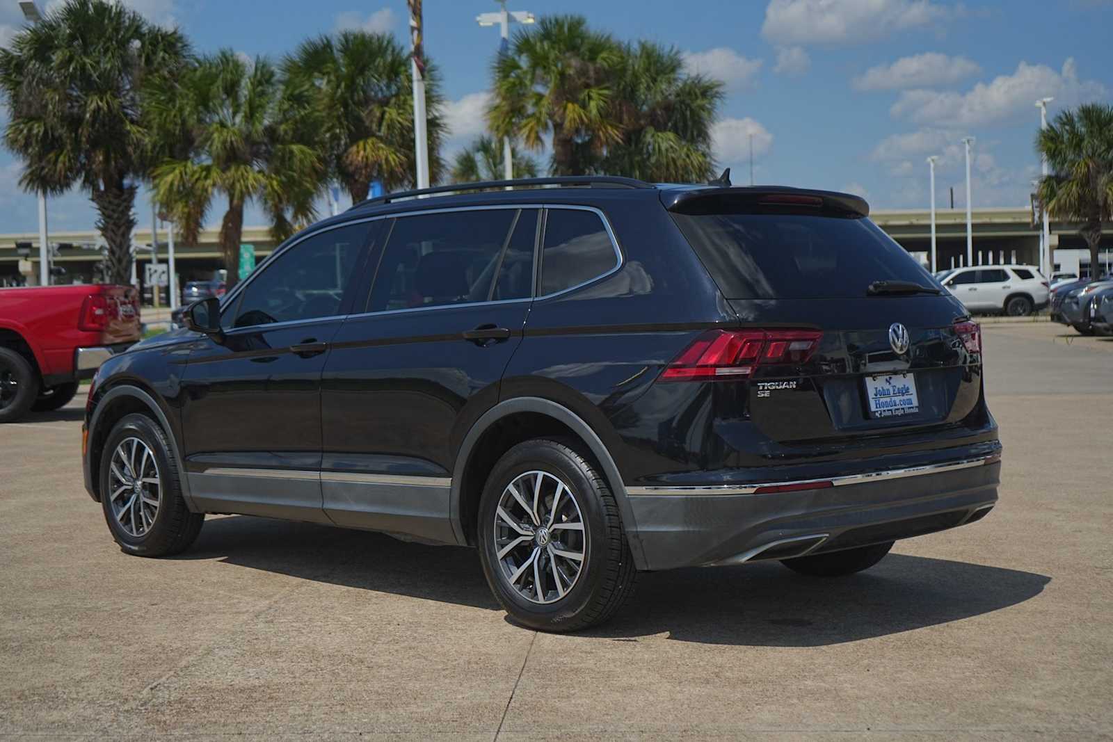 Thumbnail: 2020 Volkswagen Tiguan - 3