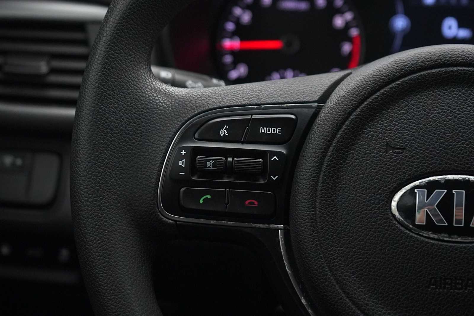 Thumbnail: 2018 Kia Optima - 17