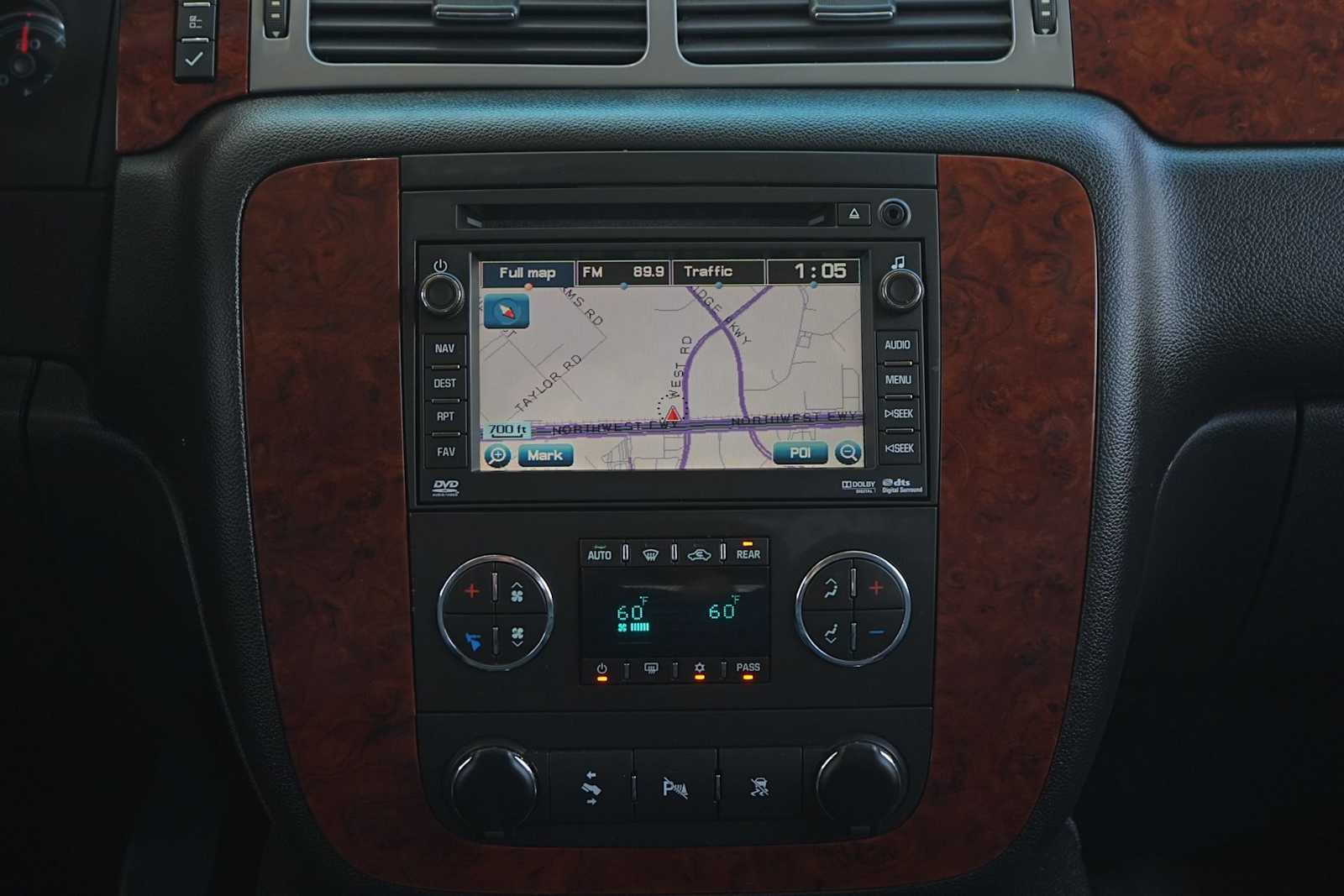 Thumbnail: 2011 Chevrolet Tahoe - 19