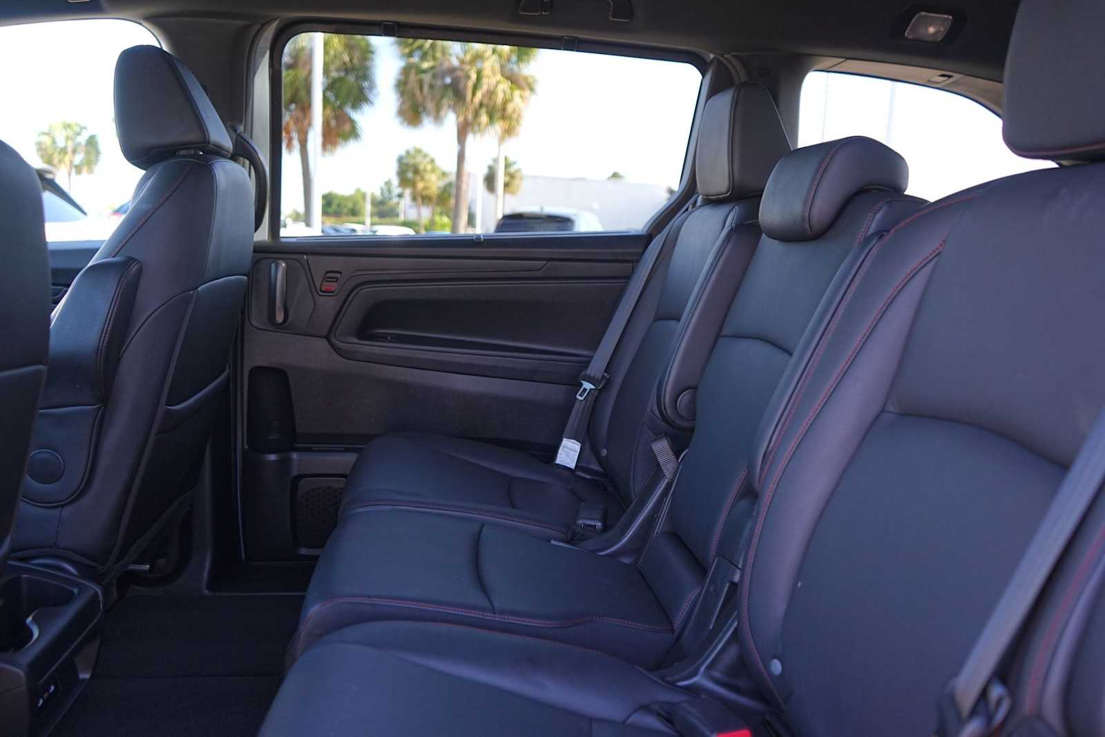 Thumbnail: 2025 Honda Odyssey - 13