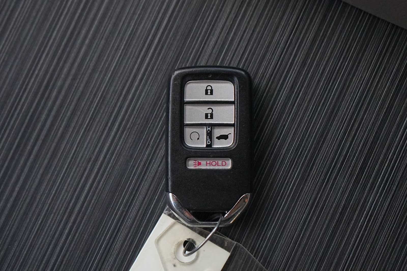 Thumbnail: 2017 Honda Pilot - 28