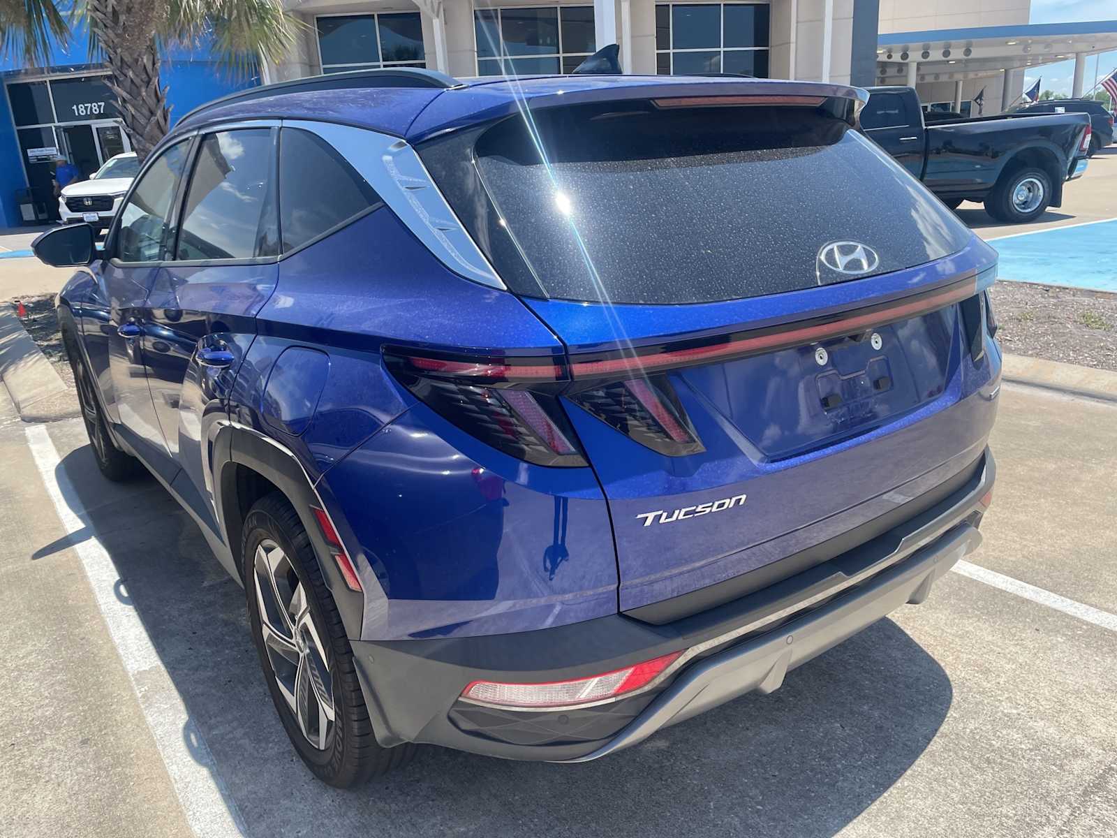 Thumbnail: 2023 Hyundai Tucson - 3