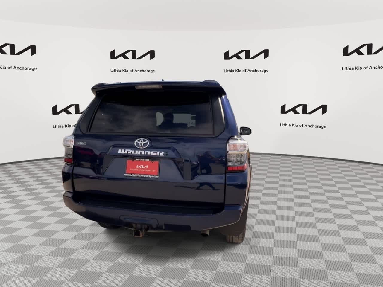 Thumbnail: 2022 Toyota 4Runner - 8