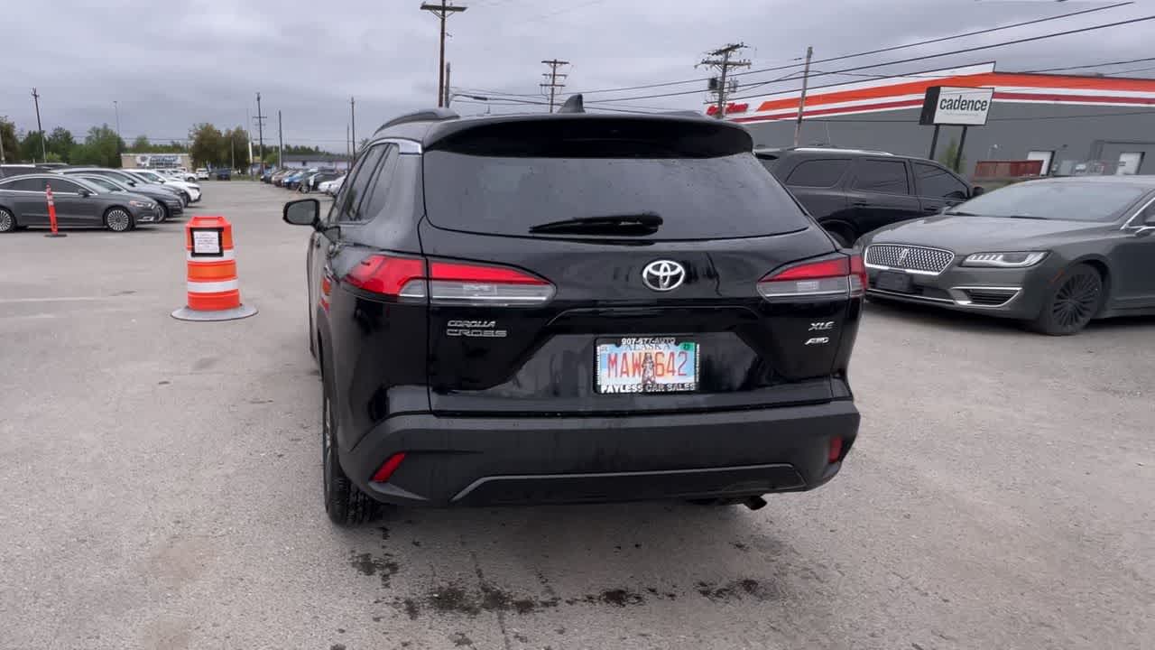 2023 Toyota Corolla Cross XLE 7