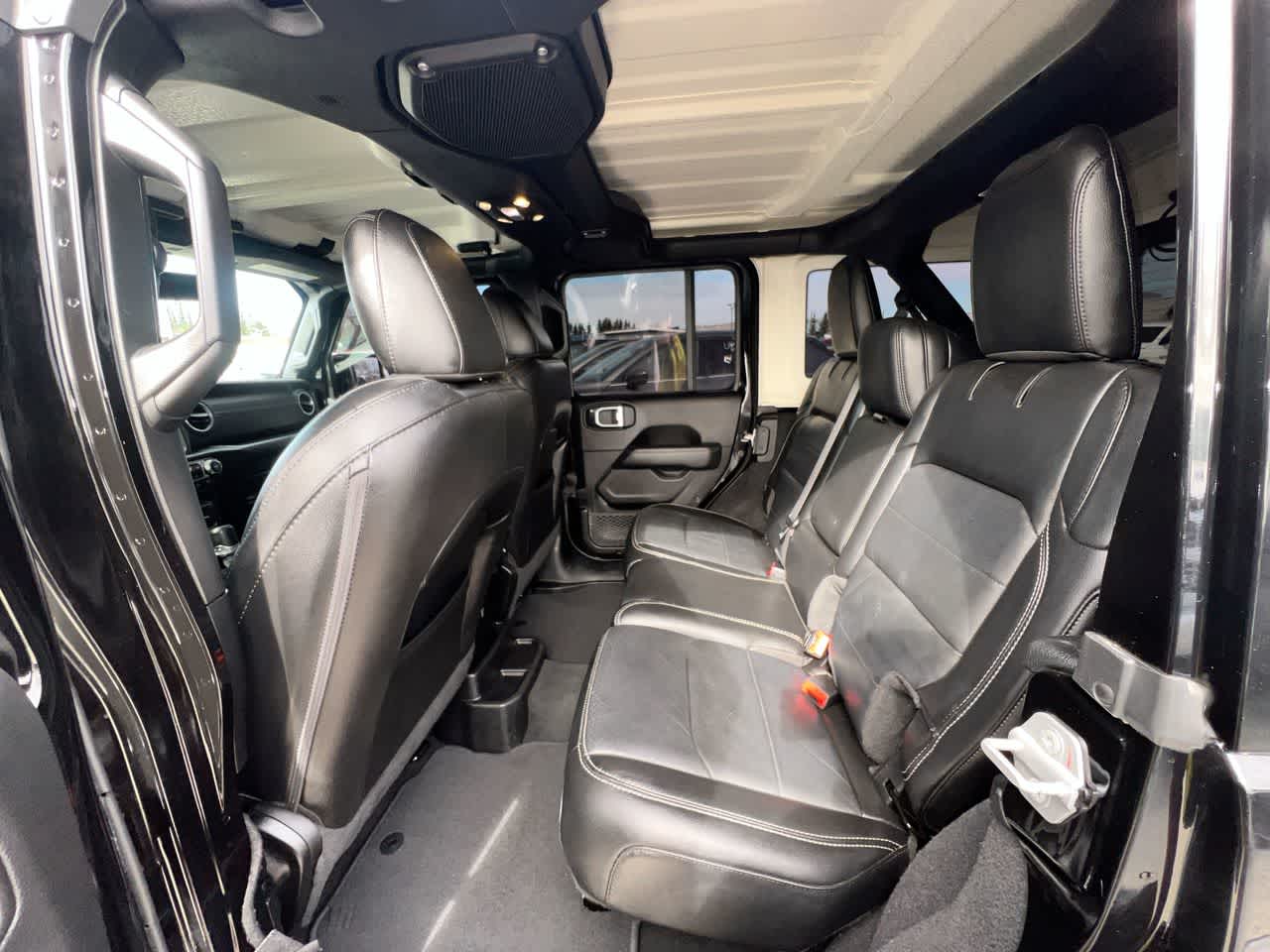 Thumbnail: 2020 Jeep Wrangler - 23