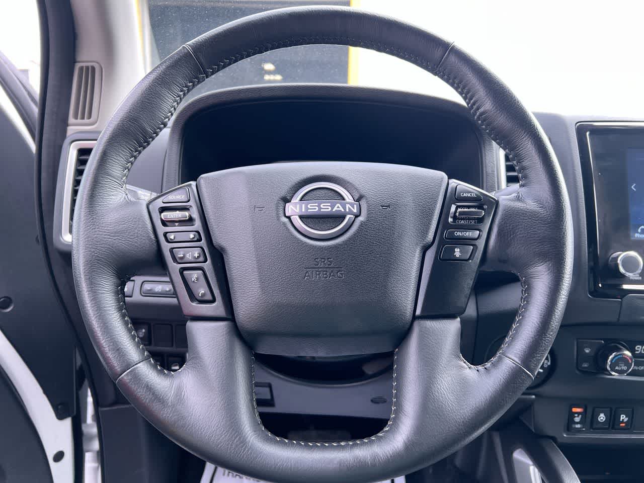 Thumbnail: 2024 Nissan Frontier - 14
