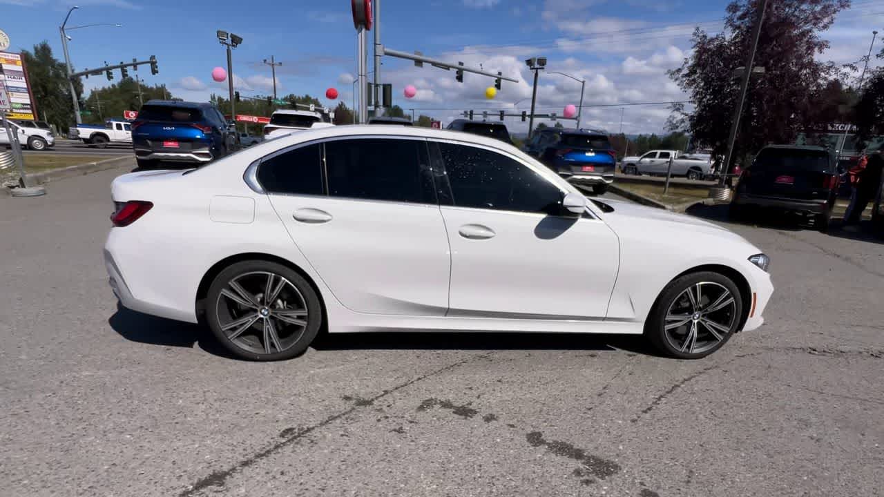 Thumbnail: 2024 BMW 3 Series - 9