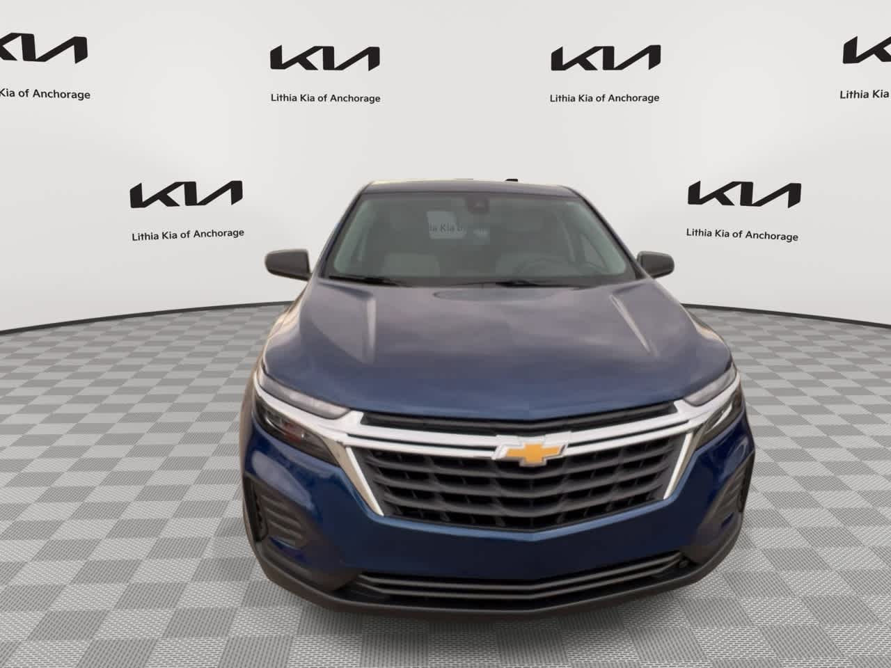 Thumbnail: 2022 Chevrolet Equinox - 4