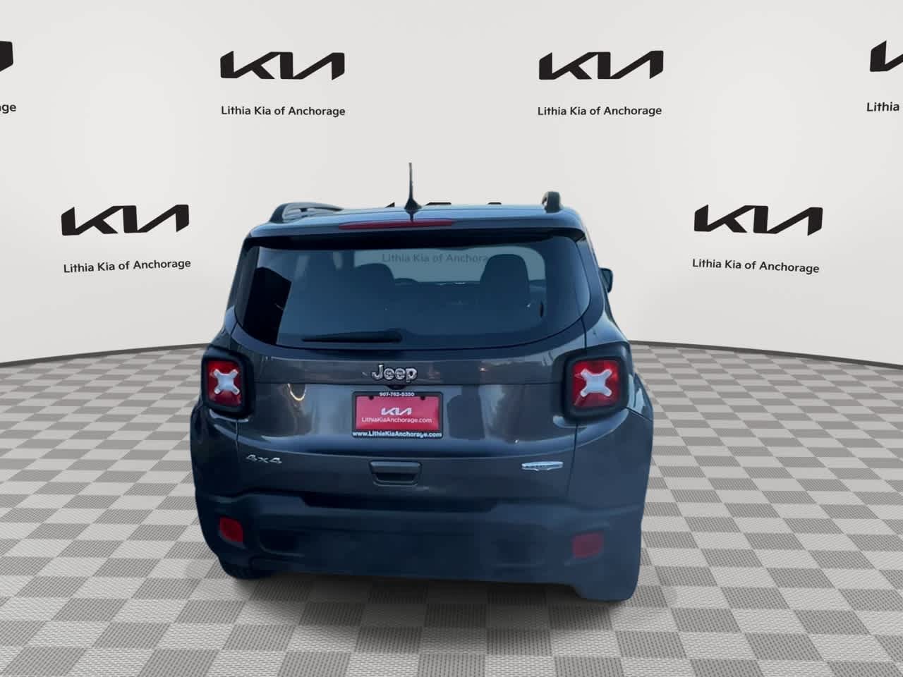 Thumbnail: 2019 Jeep Renegade - 7