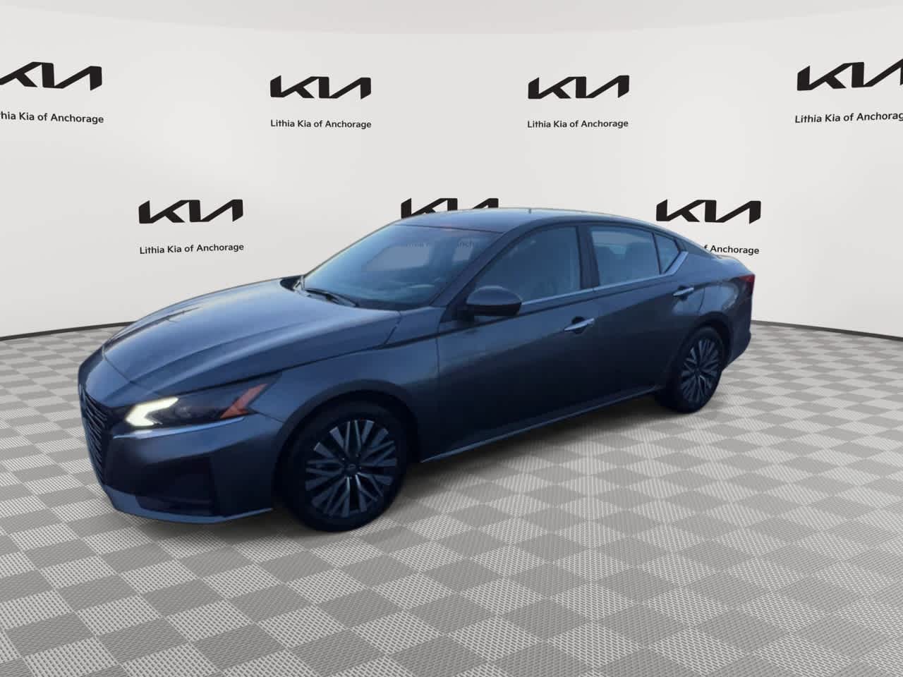 2023 Nissan Altima 2.5 SV photo 3