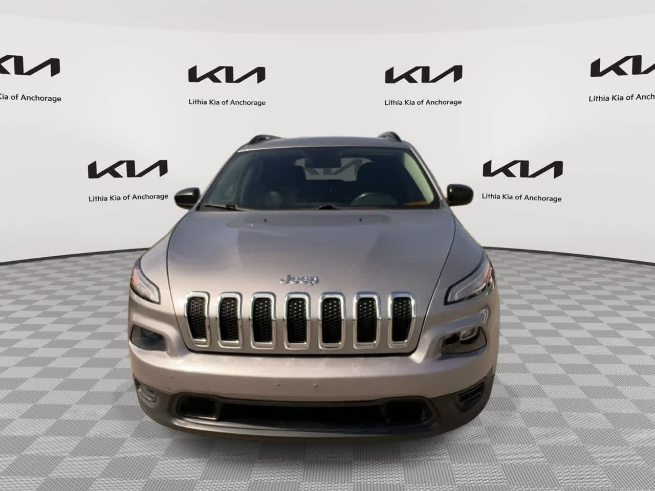 Thumbnail: 2016 Jeep Cherokee - 4