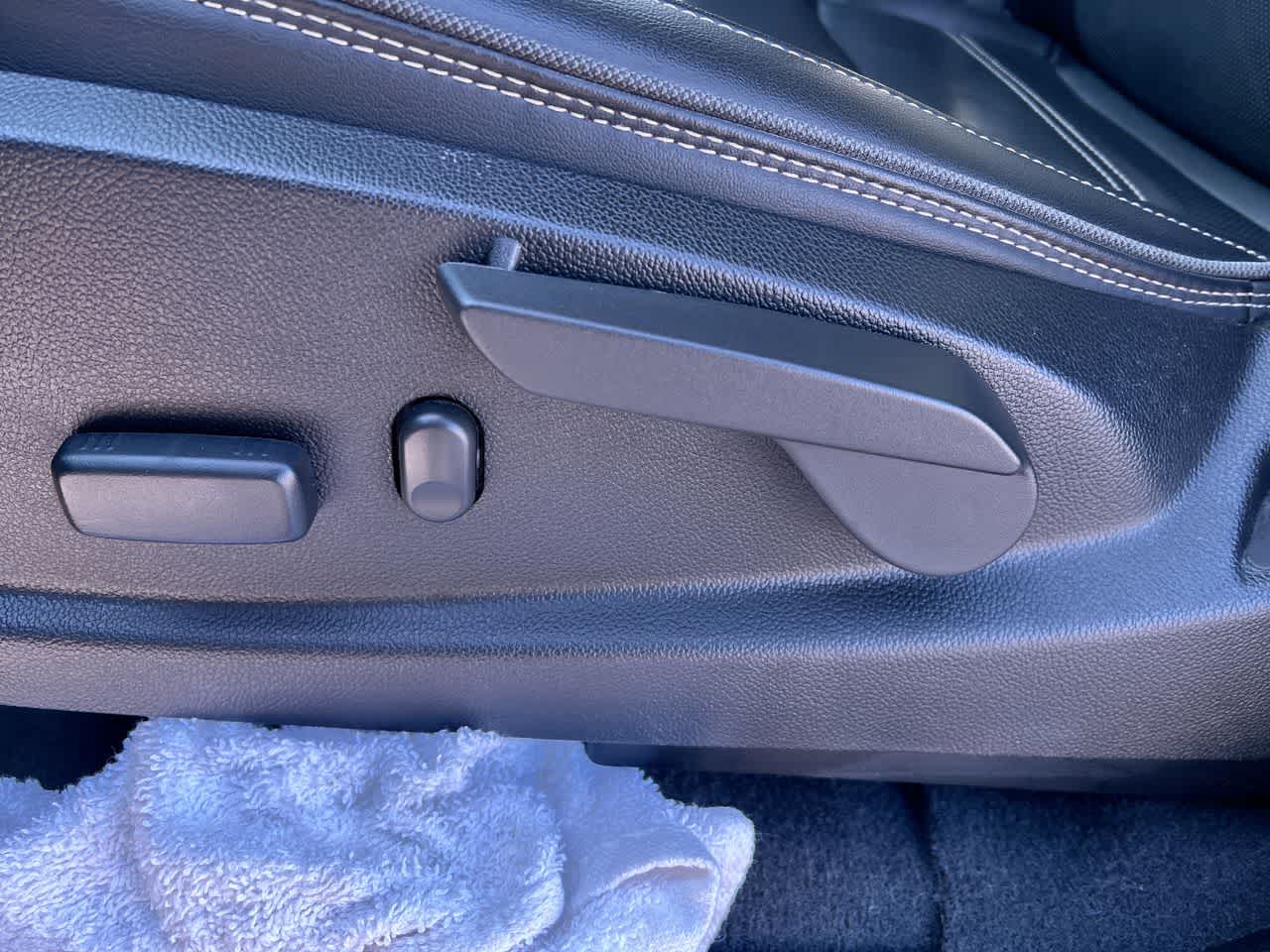 Thumbnail: 2019 GMC Canyon - 12