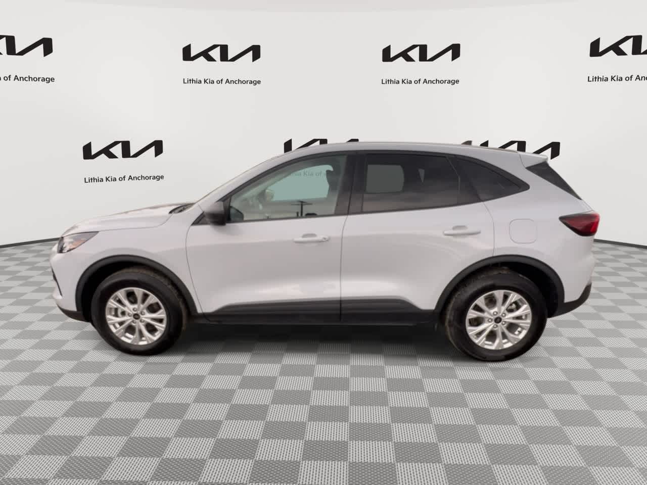 Thumbnail: 2025 Ford Escape - 7