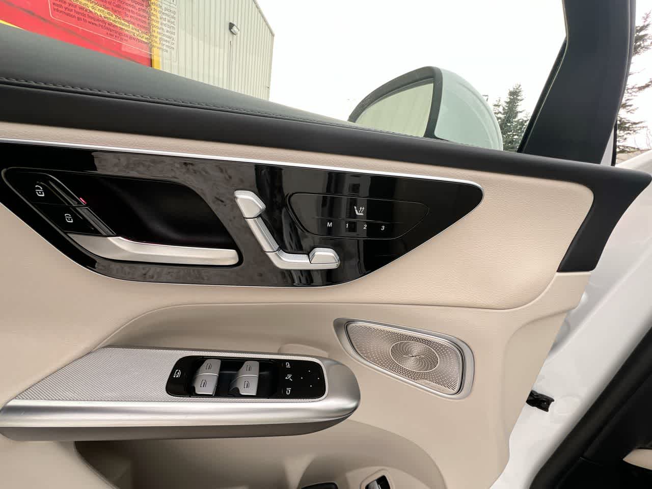 Thumbnail: 2024 Mercedes-Benz GLC - 12