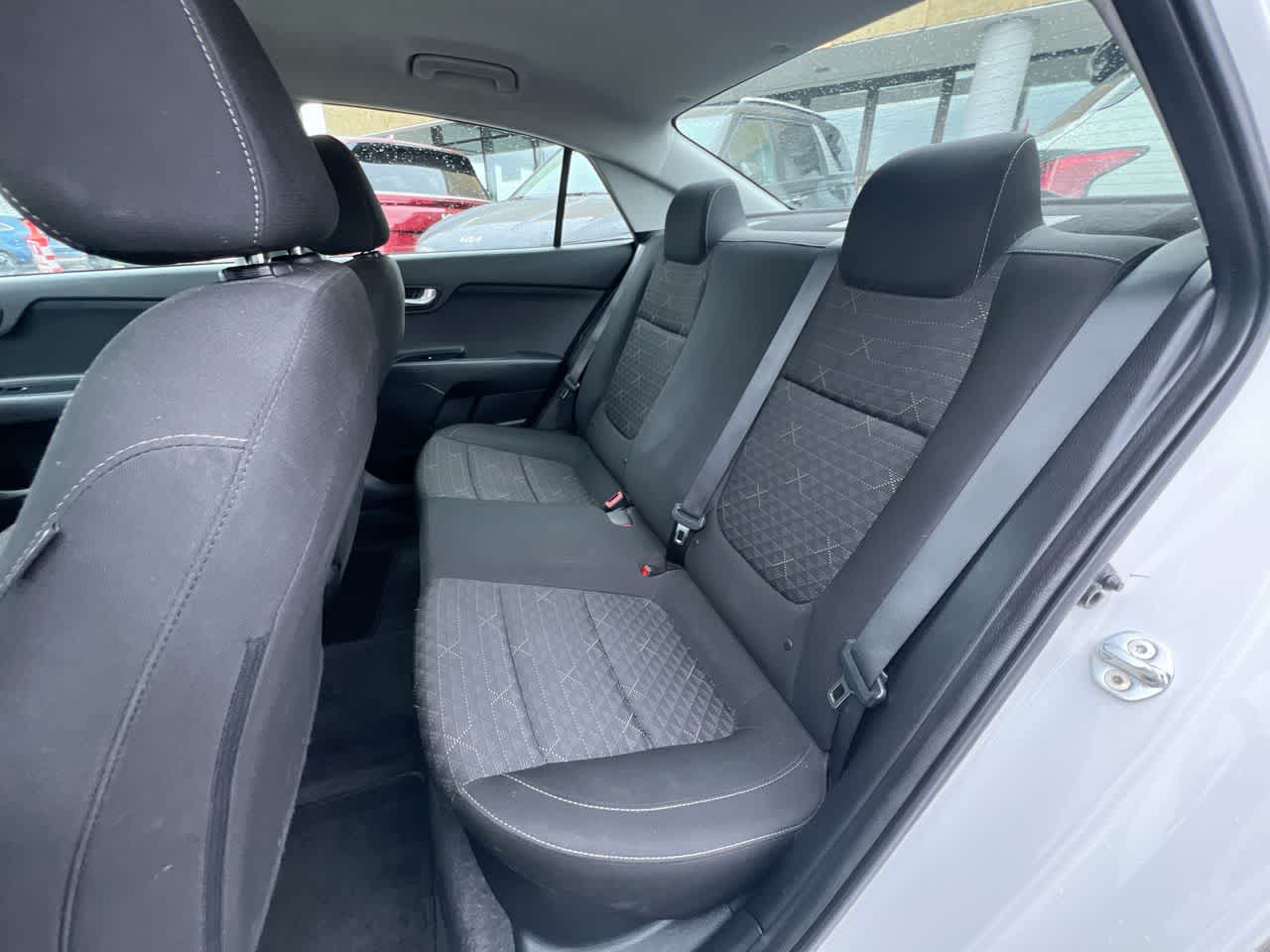 Thumbnail: 2019 Kia Rio - 23