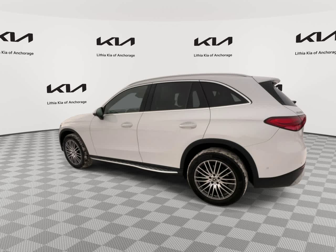 Thumbnail: 2024 Mercedes-Benz GLC - 6