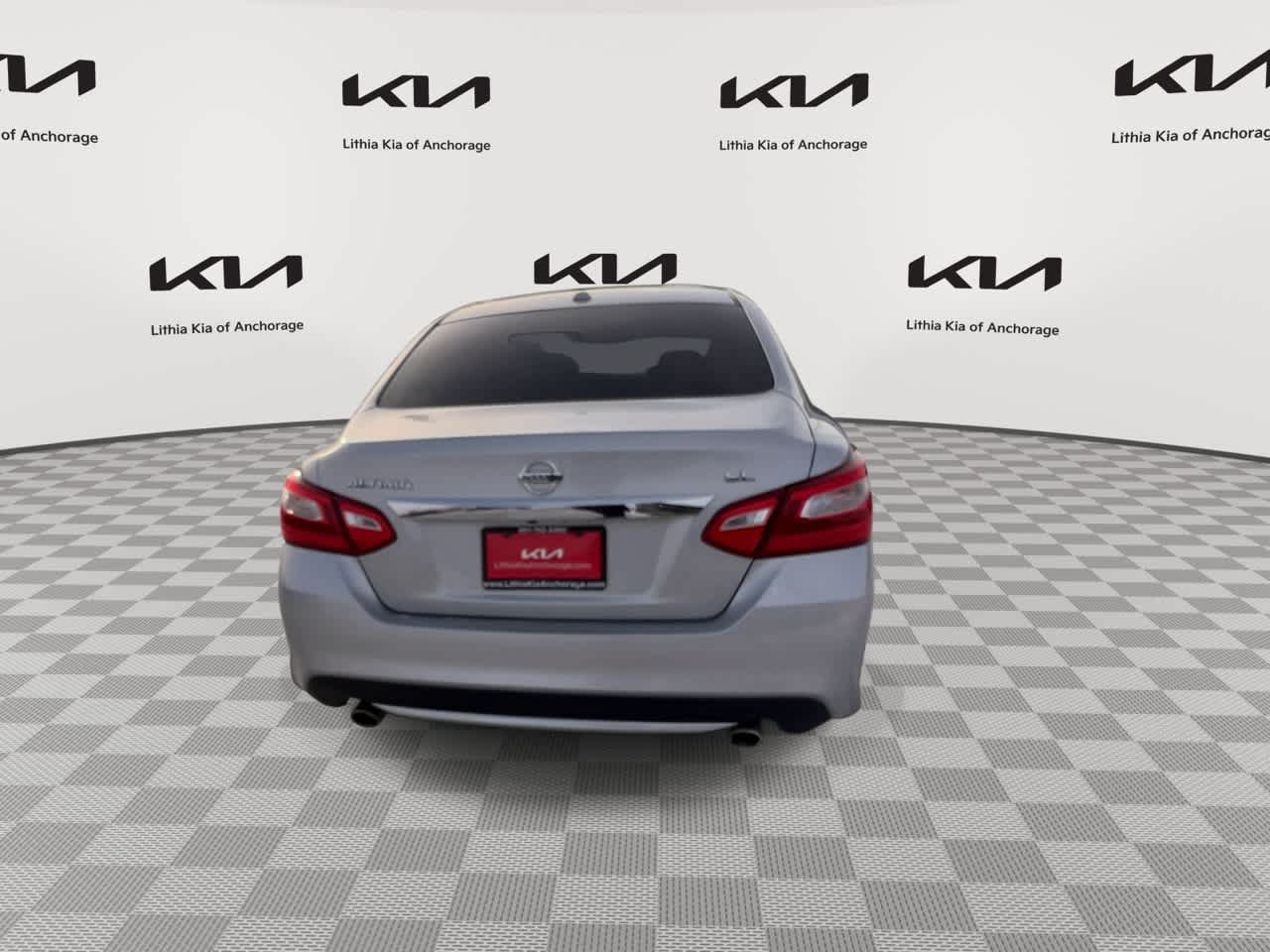 Thumbnail: 2017 Nissan Altima - 7