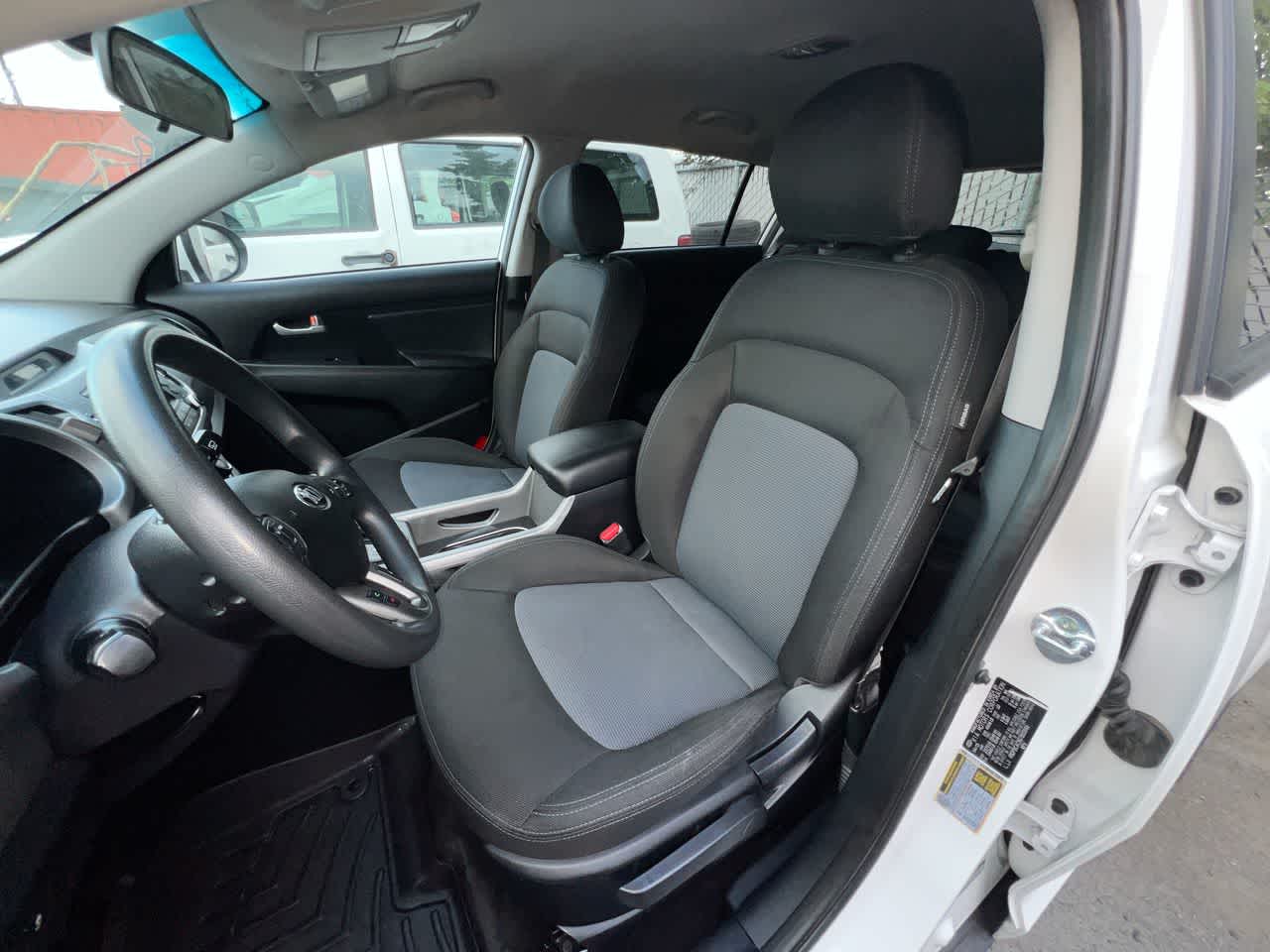 Thumbnail: 2016 Kia Sportage - 11