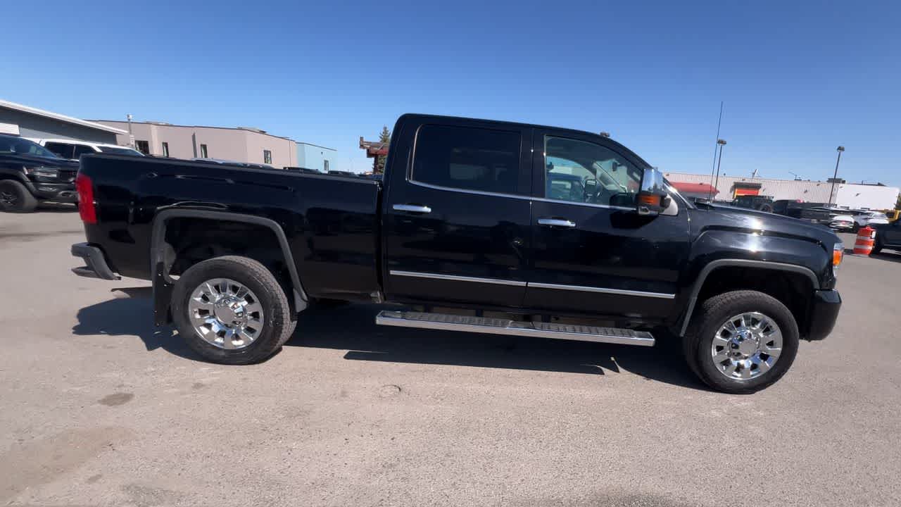 2017 GMC Sierra 2500 Denali 9