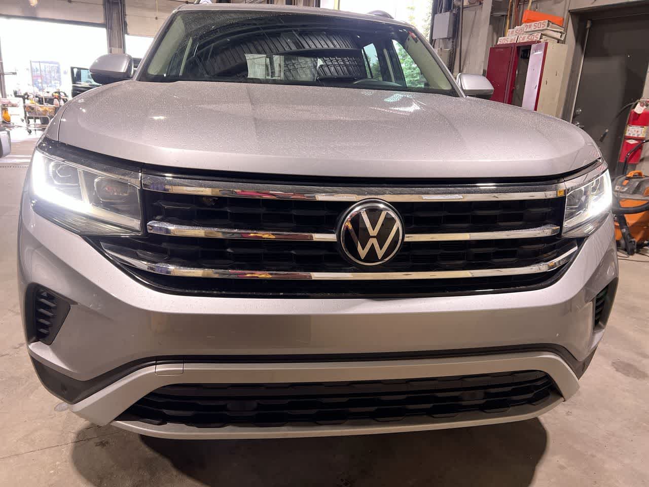 Thumbnail: 2023 Volkswagen Atlas - 29