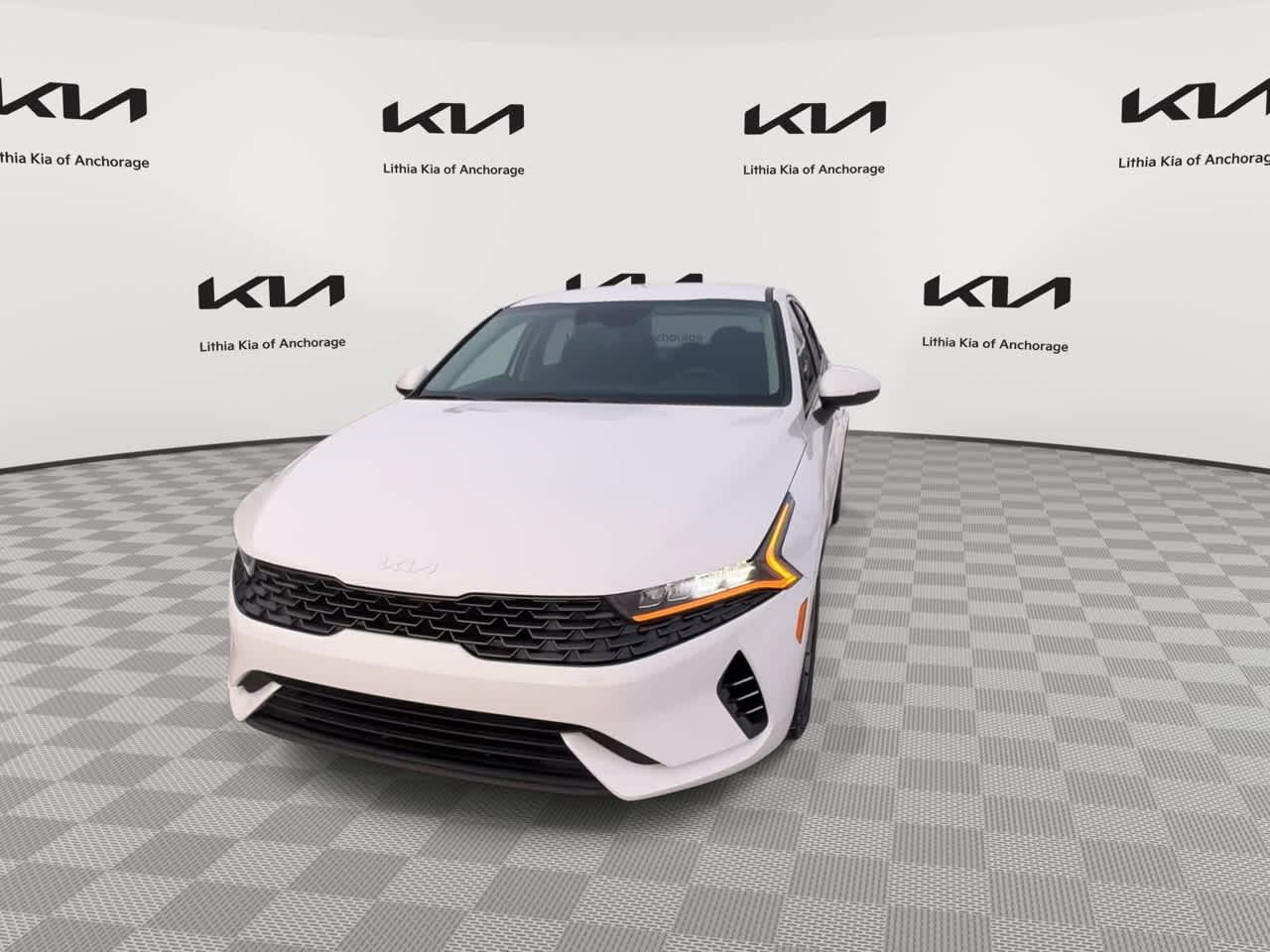 Thumbnail: 2023 Kia K5 - 3
